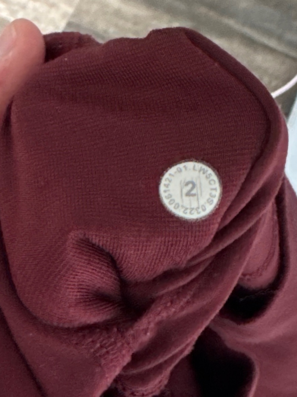 Lululemon burgundy, red high waisted leggings 2 - Picture 4 of 4